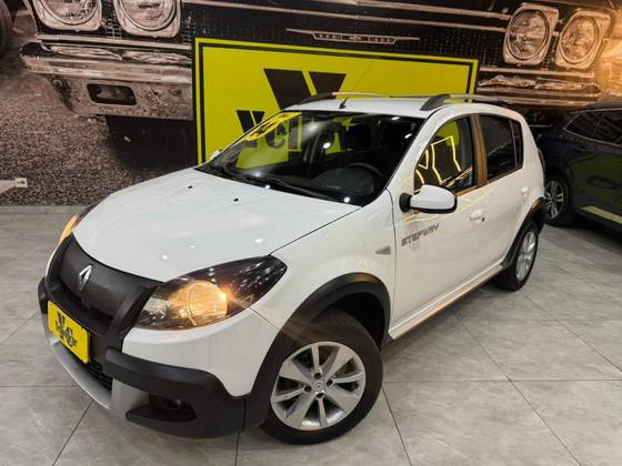 RENAULT SANDERO 1.6 STEPWAY 8V FLEX 4P MANUAL RENAULT SANDERO 1.6 STEPWAY 8V FLEX 4P MANUAL